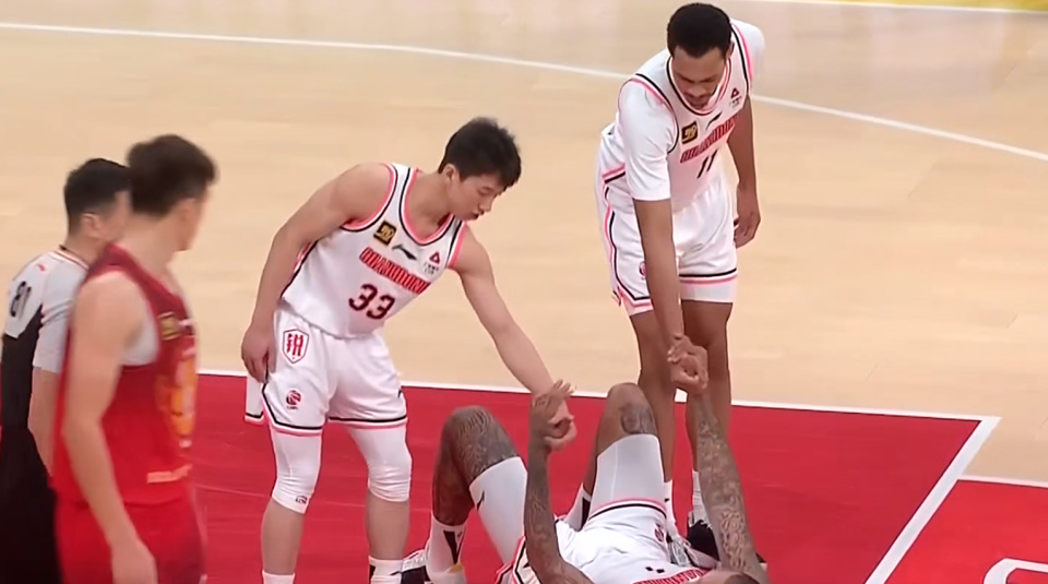 kAA, 广东队新赛