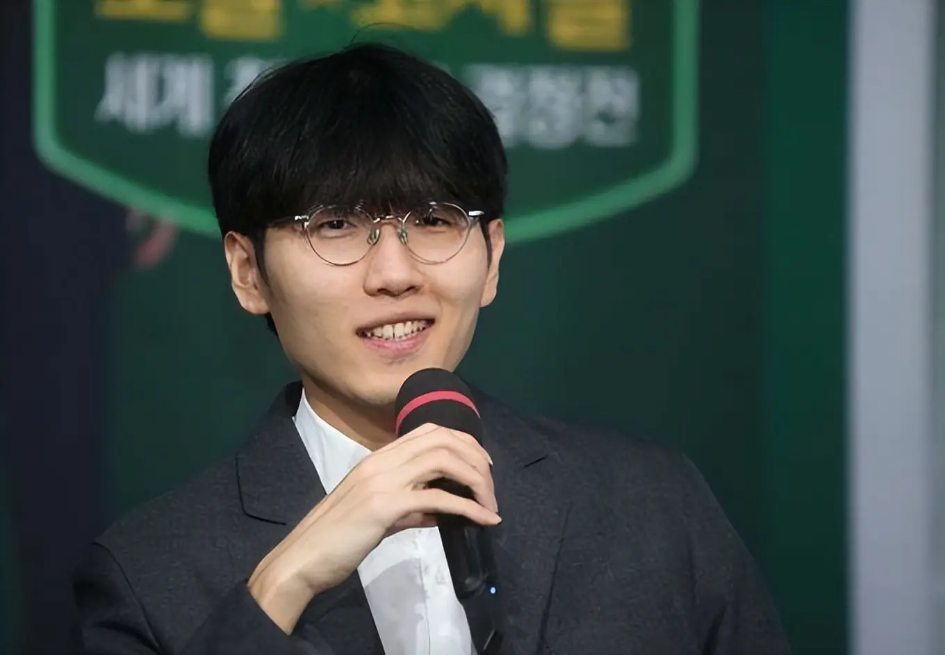 柯洁第, 上看 柯洁第, 上看