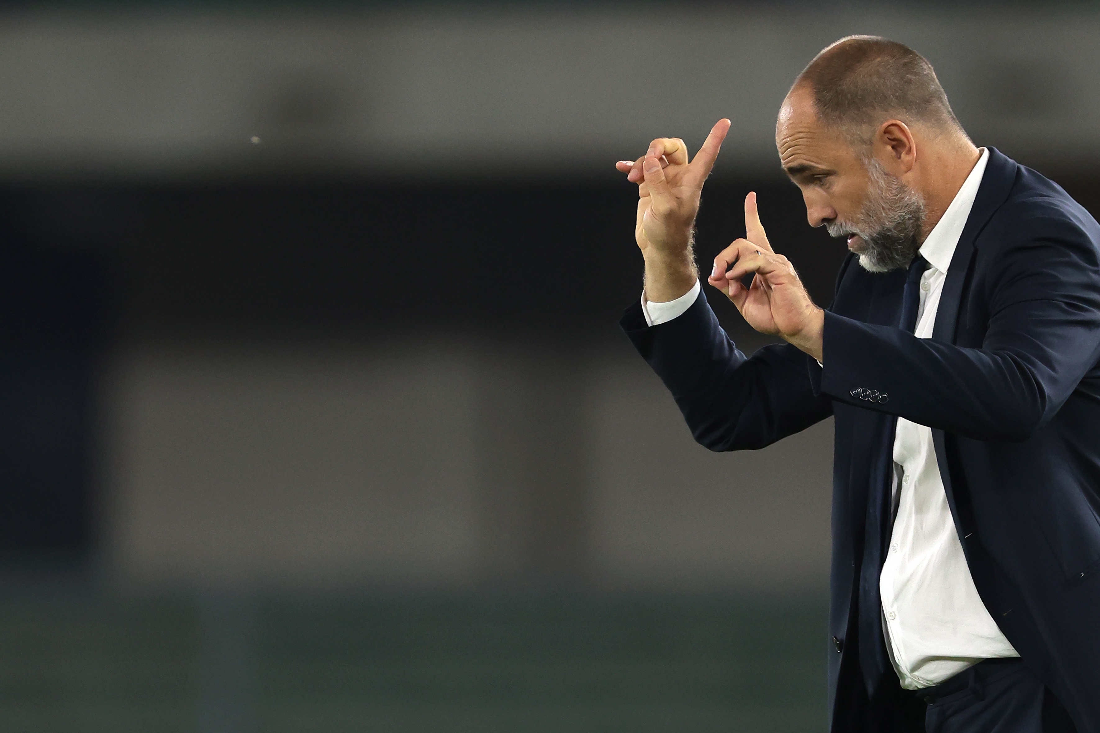 需要空间, 与巴罗尼交 需要空间, 与巴罗尼交