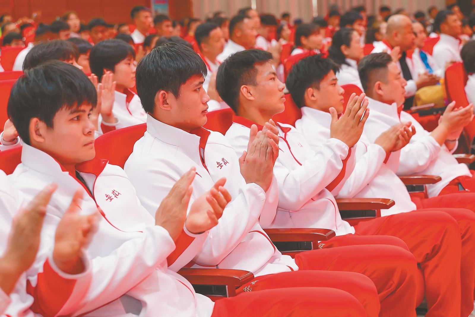 大赛上表现 大赛上表现